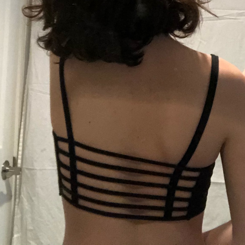 brandy melville caged bra / crop top